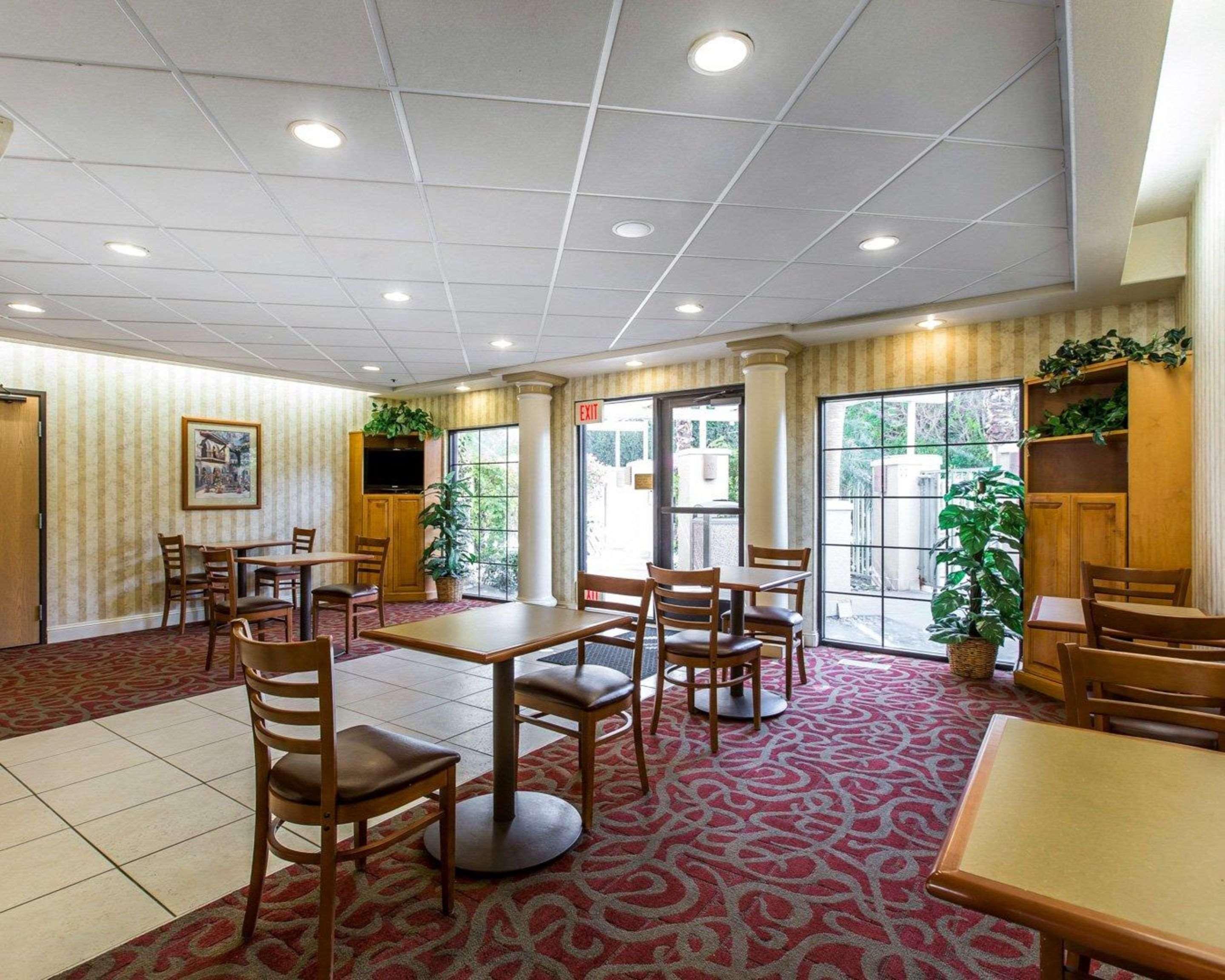Comfort Suites Palm Desert I-10 Kültér fotó